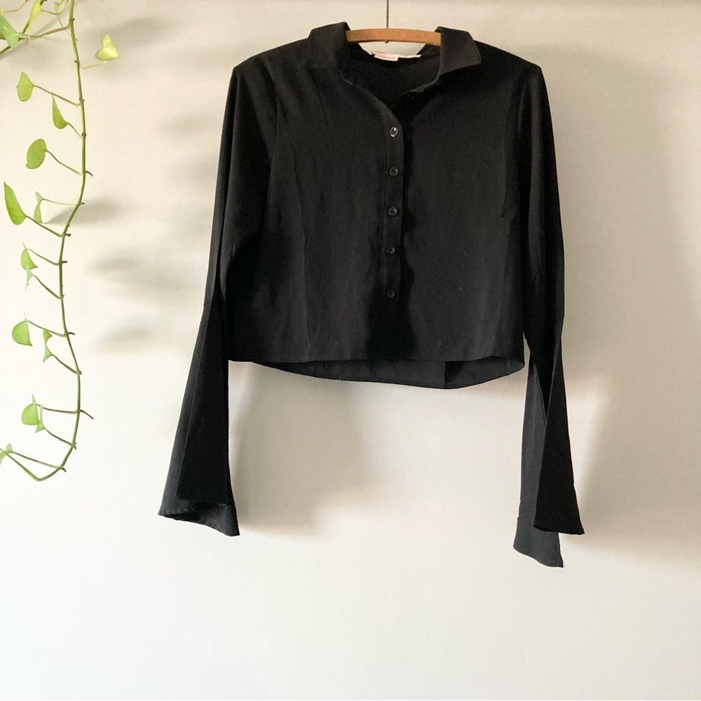 ShowPo Black Long Sleeve Crop Top 4